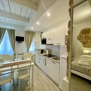 Protea House Apartment
